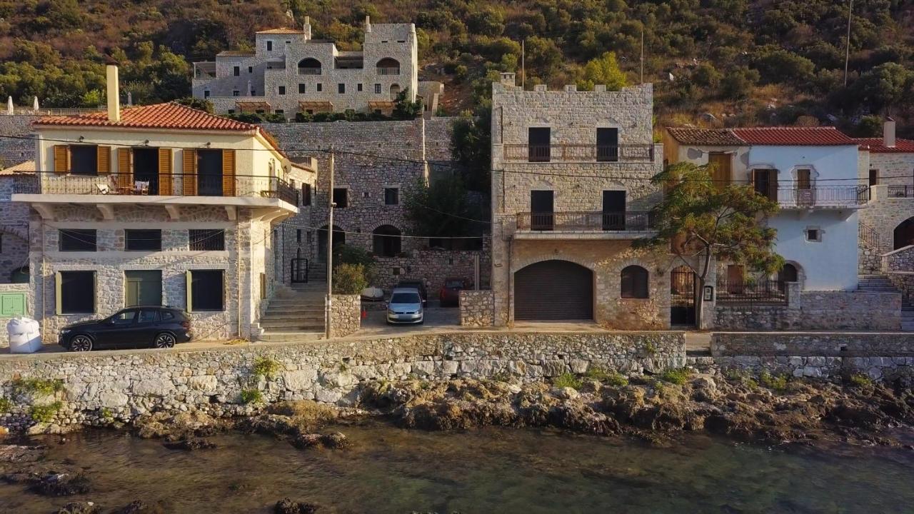 Mani Home Néon Oítilon Extérieur photo